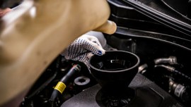 ¿Qué pasa si pongo aceite incorrecto para el motor de mi vehículo?