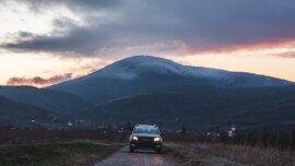 ¿Qué es mejor, un auto con caja de cambios automática o manual?