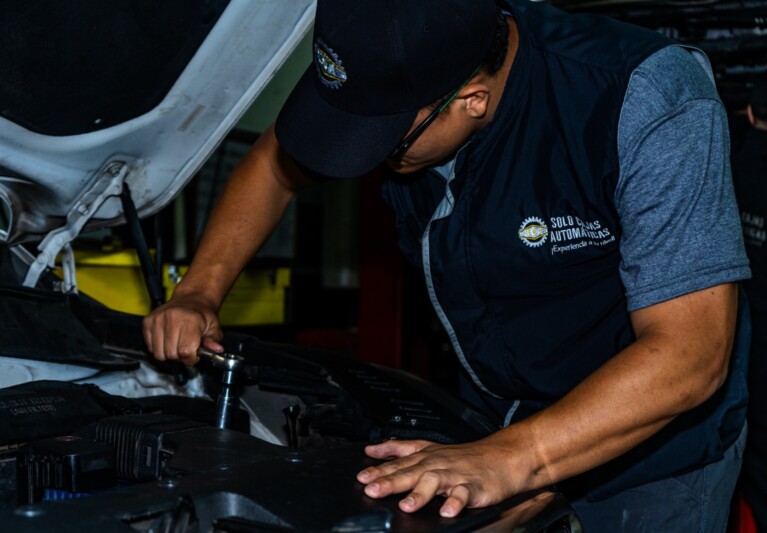 Guía técnica para detectar las fallas comunes en Chevrolet y proteger tu transmisión