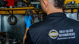 ¿Por qué elegir repuestos certificados para cajas automáticas es vital para tu vehículo?